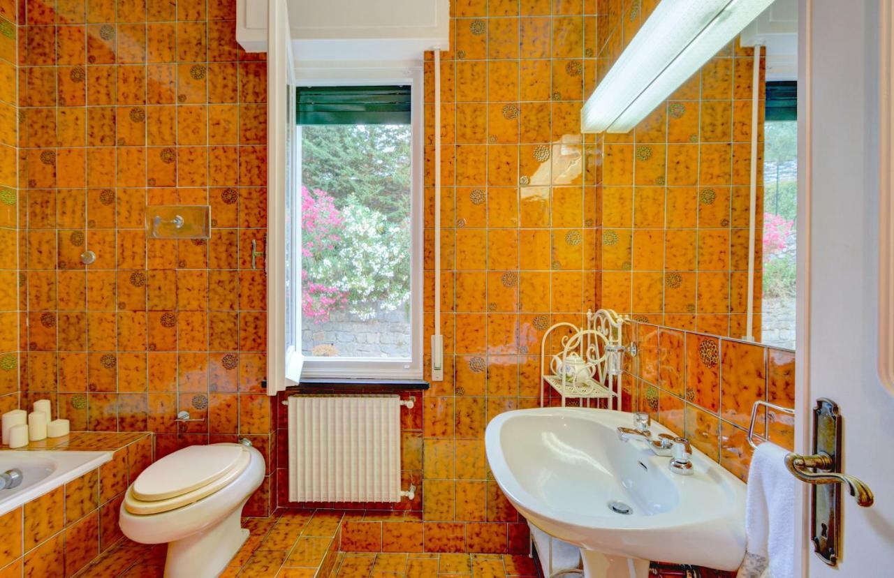B&B La Rosa Segreta Генуя Экстерьер фото